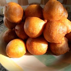 A picture of Puff Puff.