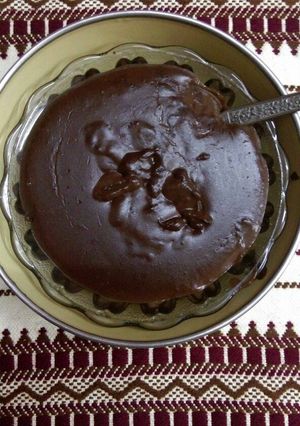 A picture of Deep Dark cocoa Sauce.