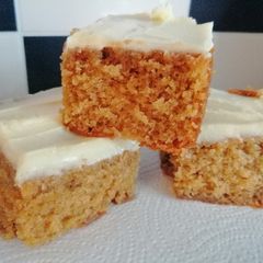 A picture of Muscovado cake.