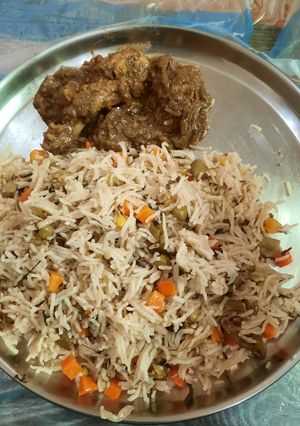 A picture of Veg pulao in pressure cooker Indian recipe.