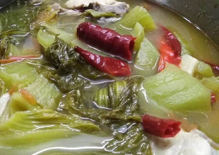 Bahan Menyiapkan Sup asam pedas ayam kay choi, Enak Banget