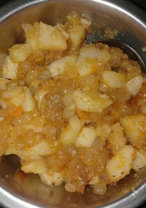 A picture of Aaloo sabudana khichdi.