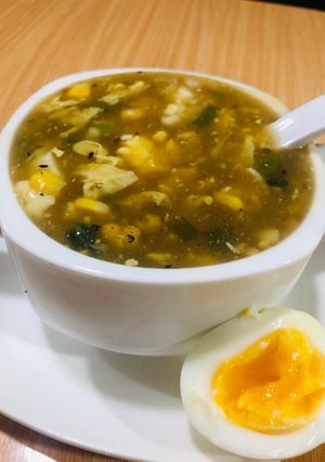 A picture of Sweet corn 🌽 Egg soup.