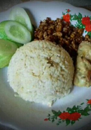 Foto resep Nasi Liwet Magic Com