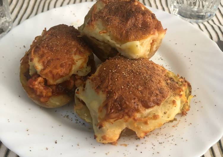 Patatas rellenas asadas