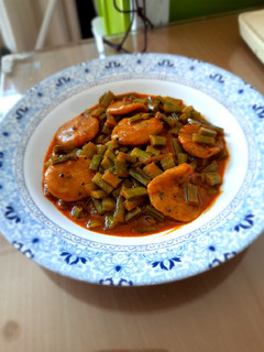 A picture of Cluster beans curry.