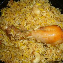 A picture of Chicken Pulao/Biriyani.