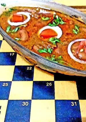 रसेदार राजमा (Rasedar Rajma recipe in Hindi) रेसिपी मुख्य फोटो