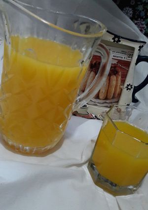 Une photo de Cocktail jus d'orange ananas 🍸