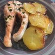 Salmón al horno con patatas