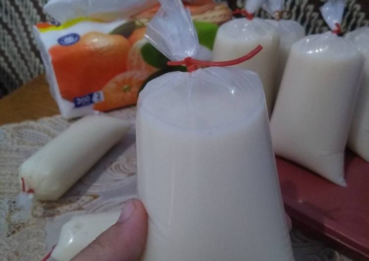 Soy milk/ saridele