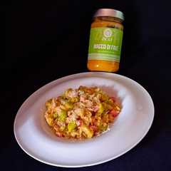 Foto di Pasta con Pancetta e Macco di Fave