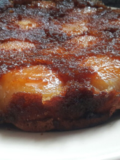 Una foto de Tarta invertida de manzana (by Cele)
