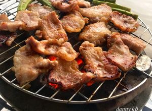 Hình của món Bí kíp ướp vú heo nướng chao siêu ngon.