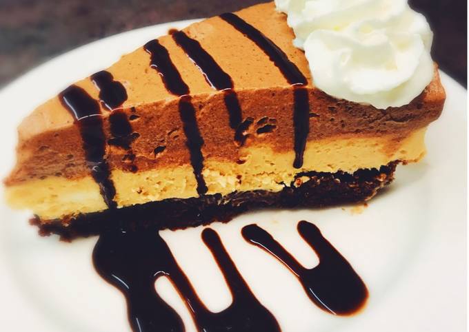 Steps to Prepare Gordon Ramsay Chocolate Peanut Butter Pie