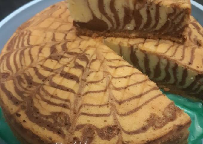 Zebra Cake Putih Telur