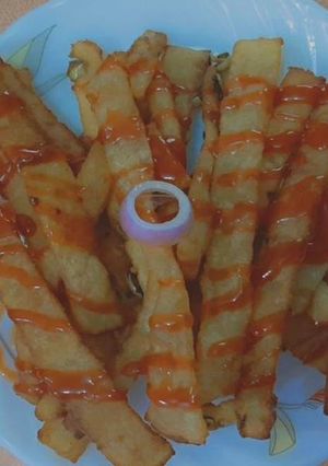 A picture of Crispy Potato sticks.