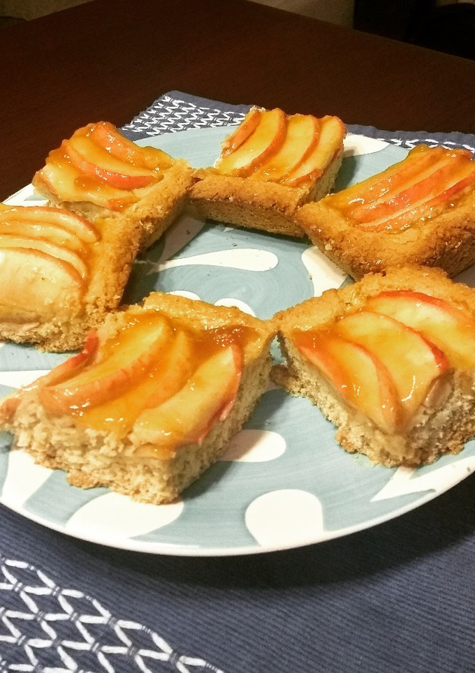 Una foto de Kuchen de manzana
