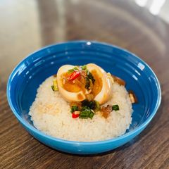 A picture of Mayak Eggs.