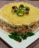 Салат з копченої курки, кукурудзи та моркви корейської