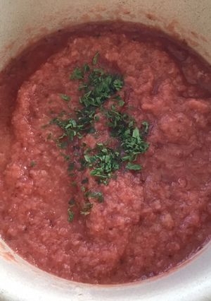 Une photo de Purée rouge d Halloween aux panais betteraves et pommes fruits