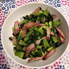 A picture of Bokchoy with Charsiu.