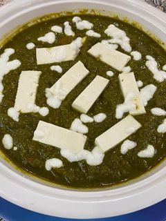 पालक पनीर(Palak Paneer recipe in Hindi) रेसिपी मुख्य फोटो
