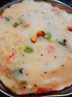 ઉપમા (Upma Recipe In Gujarati) રેસીપી મુખ્ય ફોટો