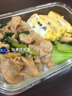 【一鍋到底】蔥爆豬肉便當 的食譜成品照片
