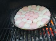 Una foto de postre a la brasa