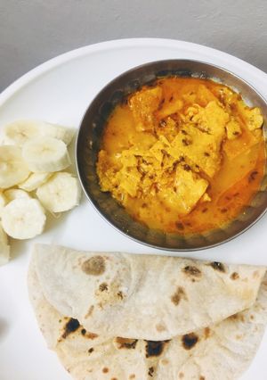 A picture of Besan chilla veggie.