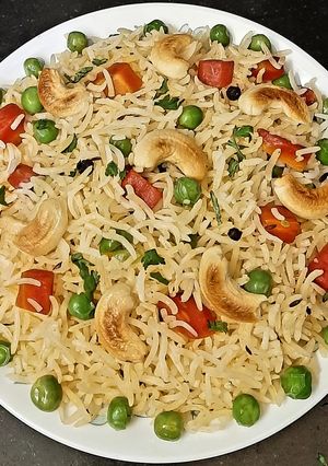 गाजर मटर पुलाव(Gajar matar pulav recipe in Hindi) रेसिपी मुख्य फोटो