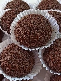 صورة لوصفة حلوة جافة محشية بحشو مقرمش ، على طريقة أم يارا