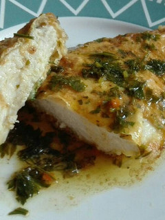 Szaftos, fehérboros csirkemell recept fotója