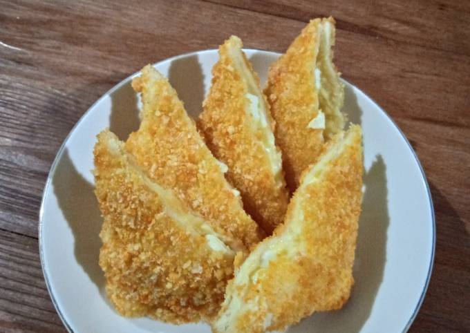 Resep Roti Goreng Isi Telur Mayo oleh devi - Cookpad
