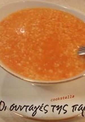 A picture of Trahanas soup with tomato.