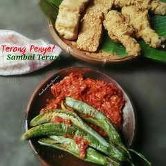 รูปของ Terong Penyet