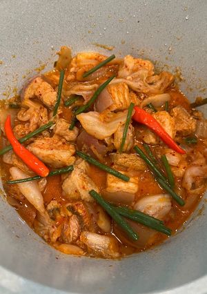 Hình của món Thịt kho kim chi.