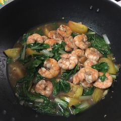 A picture of Sauteed Shrimp with Pechay or Bok Choy.