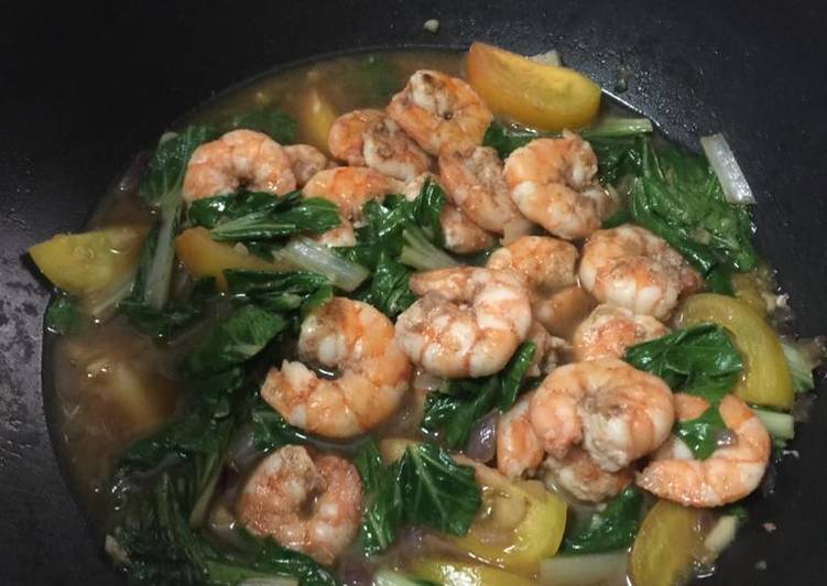 Easiest Way to Prepare Appetizing Sauteed Shrimp with Pechay or Bok Choy