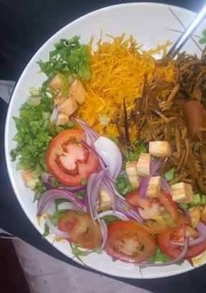 A picture of Ganished Abacha(African salad).