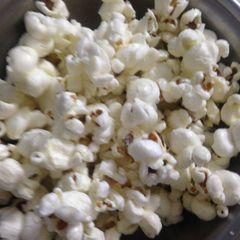 A picture of Pop corns.