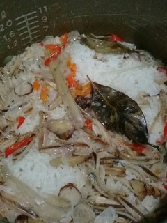 Foto resep Nasi Liwet Teri Rice Cooker