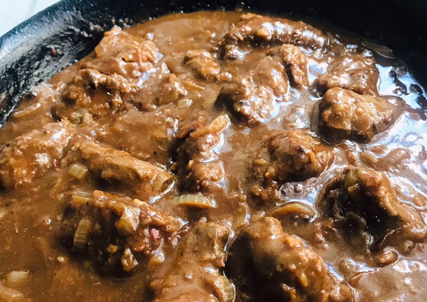 Creamy Beef Livers in Gravy