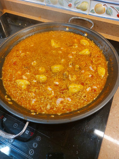 Una foto de Arroz de gamba roja y chipirones