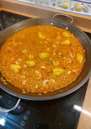 Una foto de Arroz de gamba roja y chipirones