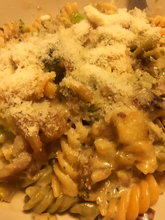 Una foto de Pasta con salsa de brócoli y Roquefort