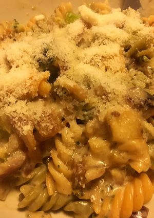 Una foto de Pasta con salsa de brócoli y Roquefort