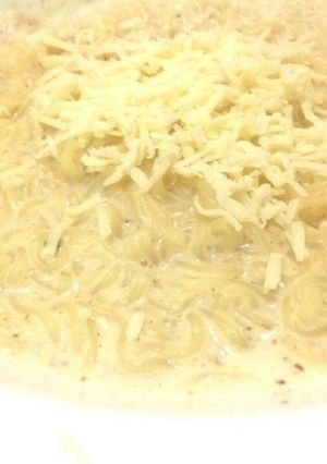 Foto resep Indomie Kuah Susu dan Keju