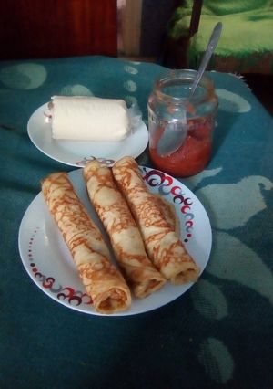 O poză a rețetei Clătite cu brânză și cu dulceață.